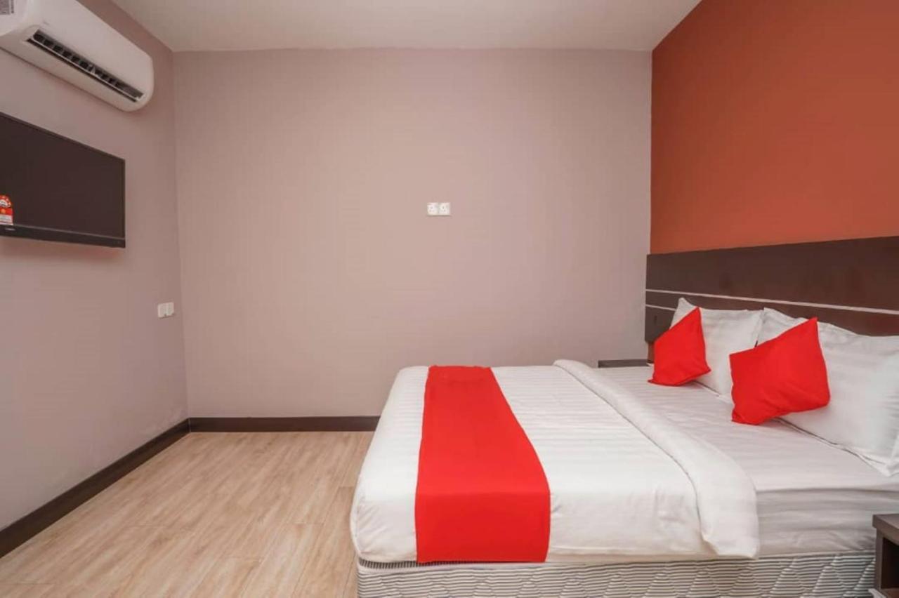Get Sendayan Hotel